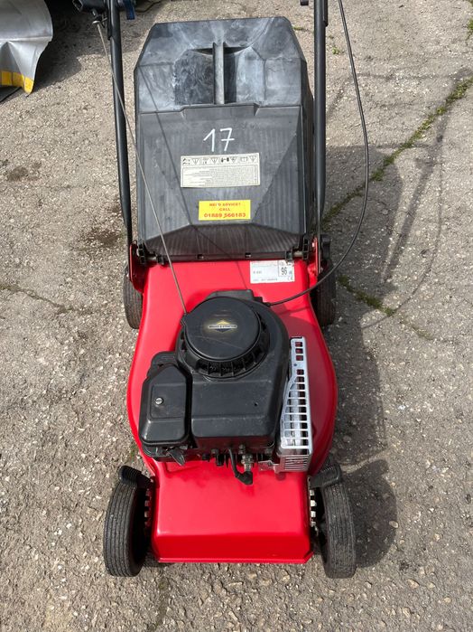 17: Моторна косачка Moutfield Briggs 4.0 hp