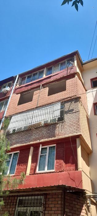 Балконга гишт териш янги ром панжара соябон урнатиш