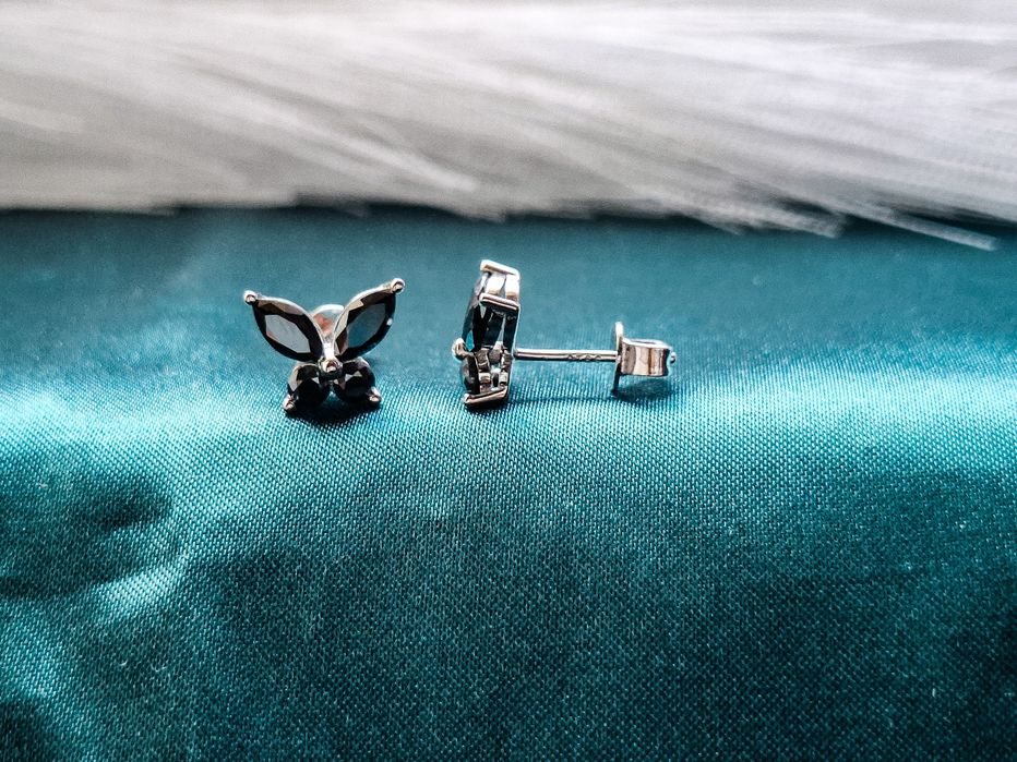 Cercei cu moissanite