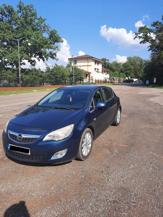 Opel Astra J 2010 - 1.7 cdti