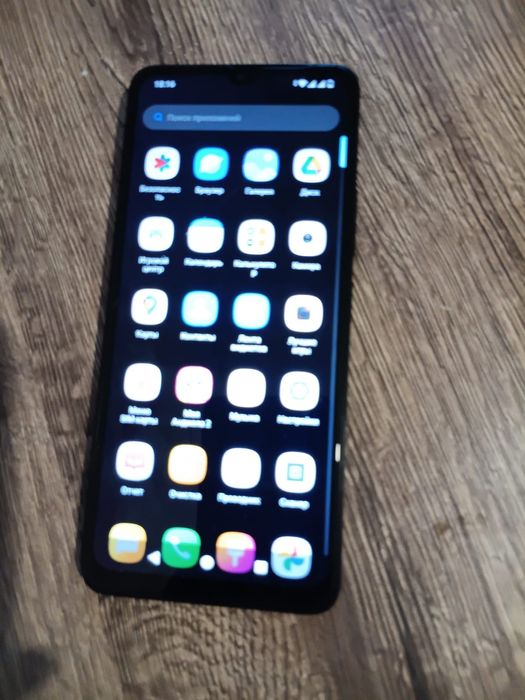 Продам телефон POCO