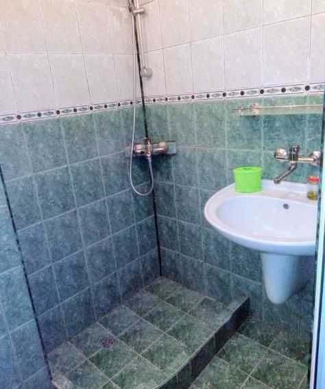 Дава се под наем Тристаен апартамент в Бургас, Славейков - 80 кв.м за 200 € - Снимка #12