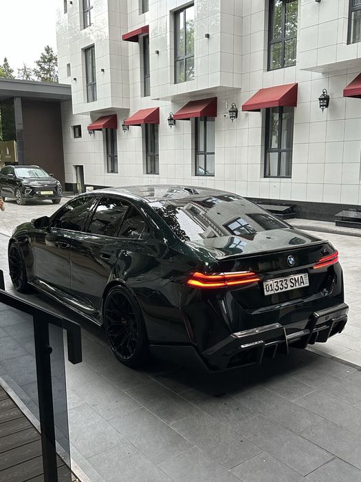 BMW M5 G90 4.4 Twin turbo