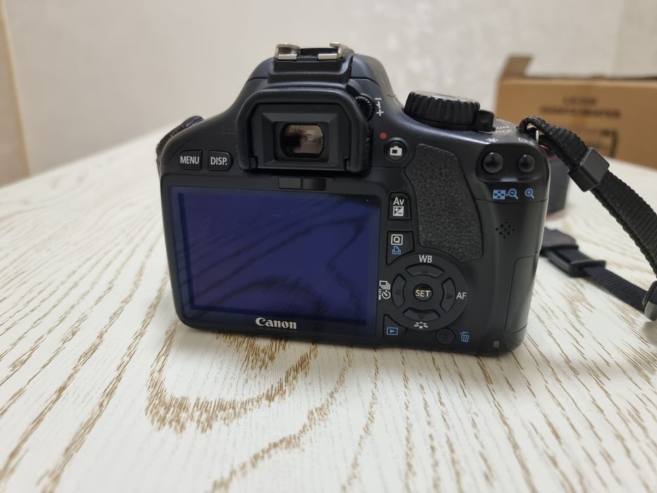 Продаю Canon 550D с комплектом!