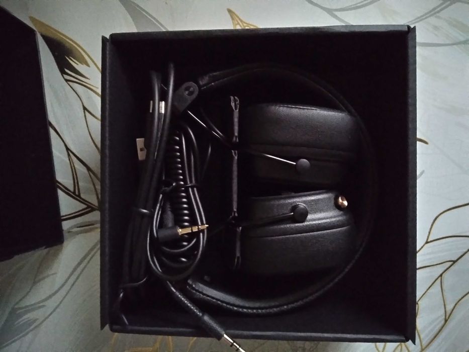 Продам наушник Marshall major 4 черный