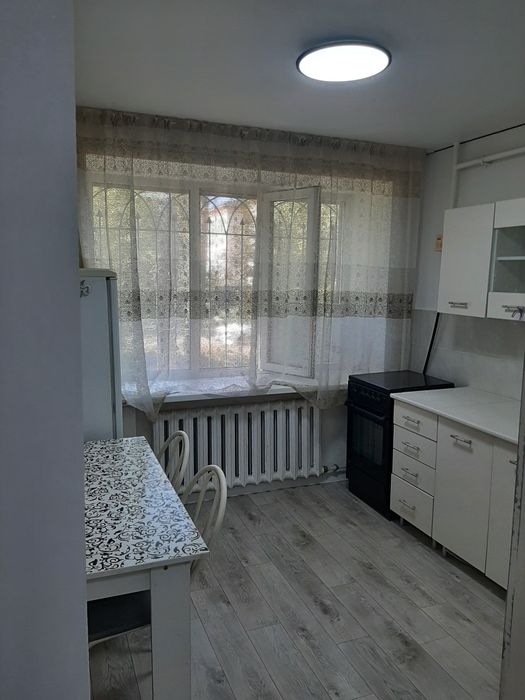 1 ком. Квартира. 37кв.м. р-он рынка.