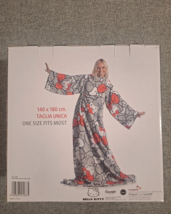 Patura hello kitty cu mâneci