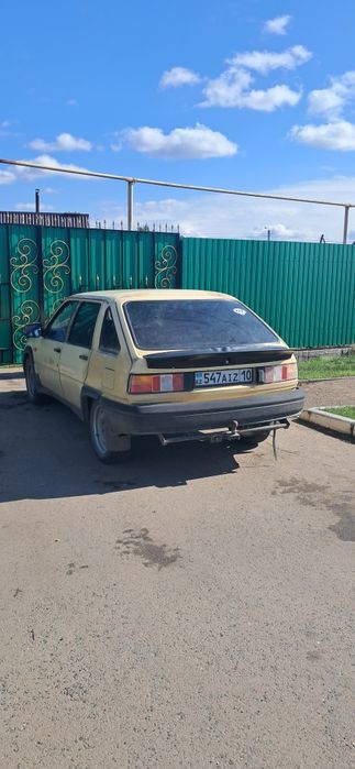 Продам иж 2126 ода