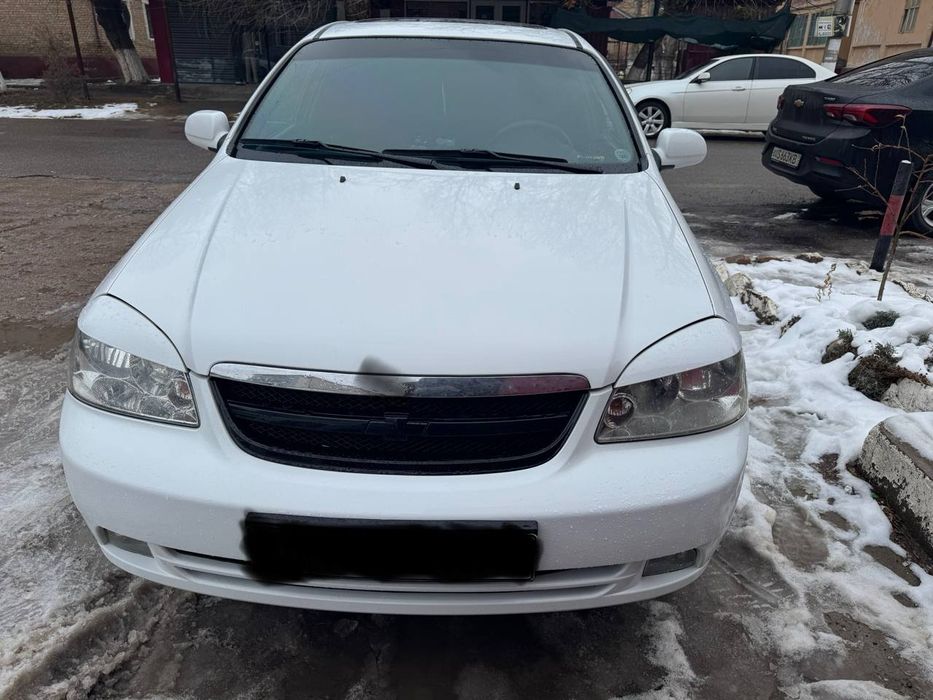 Ласетти белого цвета