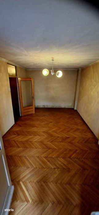 3 camere EXERCIȚIU , Decomandat / Centrală , Amplasament EXCELENT