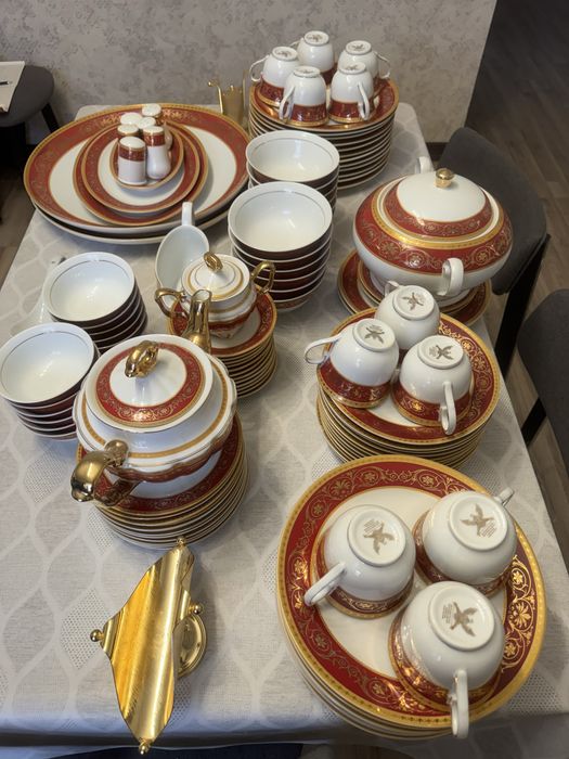 Чайно-столовый сервиз из фарфора