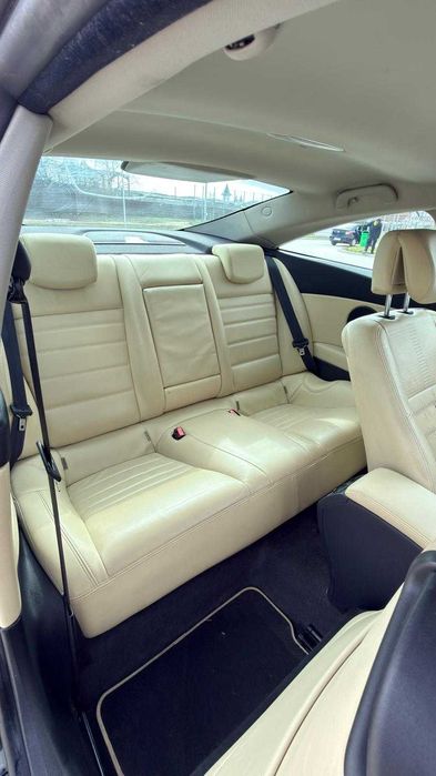 Renault Laguna Coupe Initiale Paris | 10.2013 | 2.0 dCi 150 CP