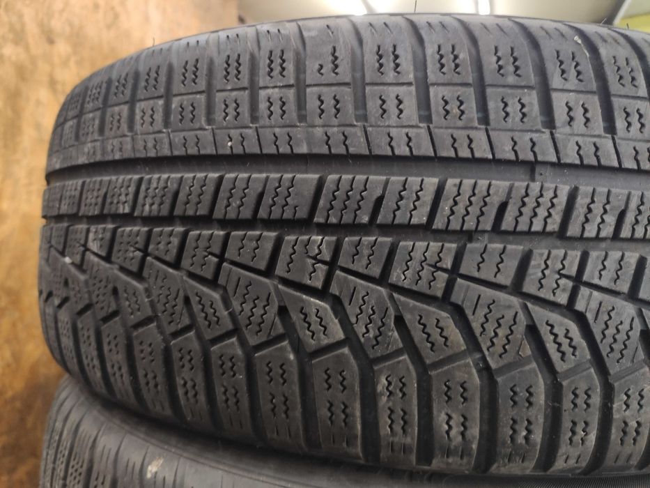 4бр Зимни гуми 205 55 17 - Hankook