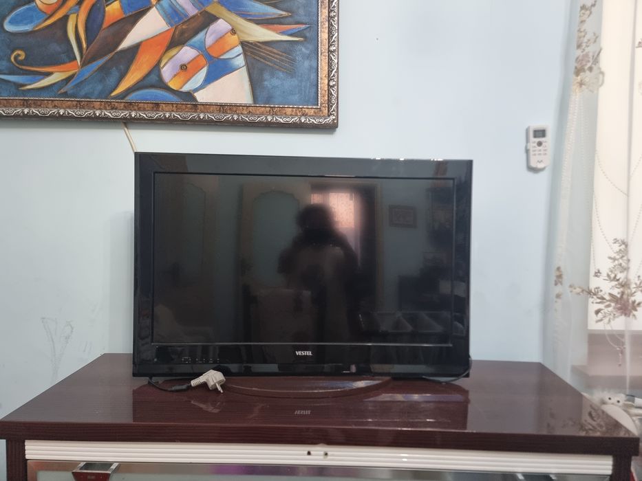 Продам телевизор