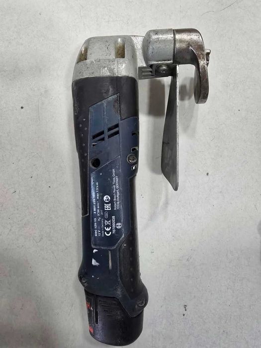 Акумулаторна ножица за ламарина BOSCH GSC 12V-13 / 2 броя