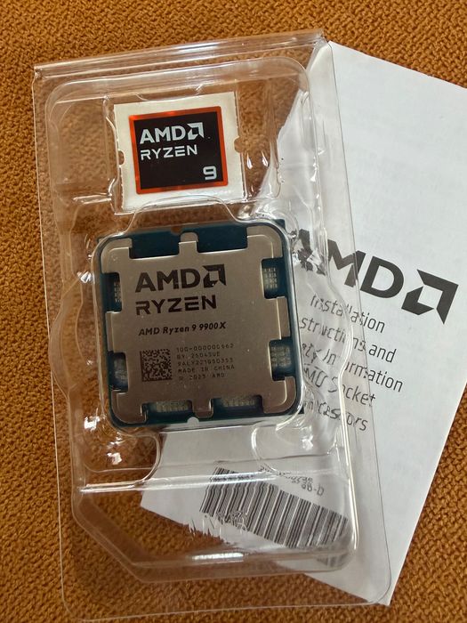 AMD Ryzen 9 9900X