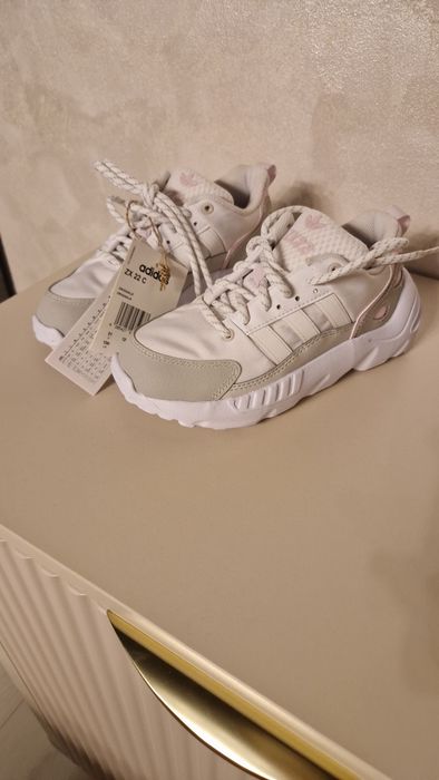 adidas zx • Anunturi gratuite • OLX.ro
