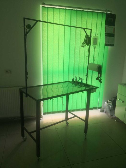 Masa de operatii uz veterinar