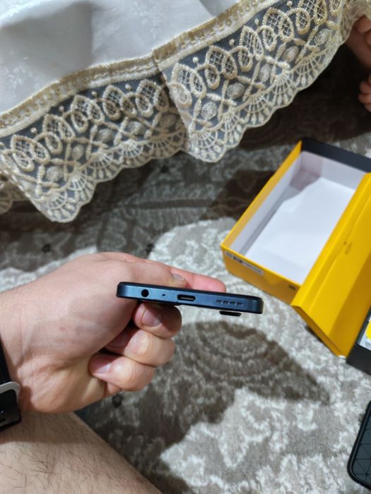 Продам realme 10 8/128