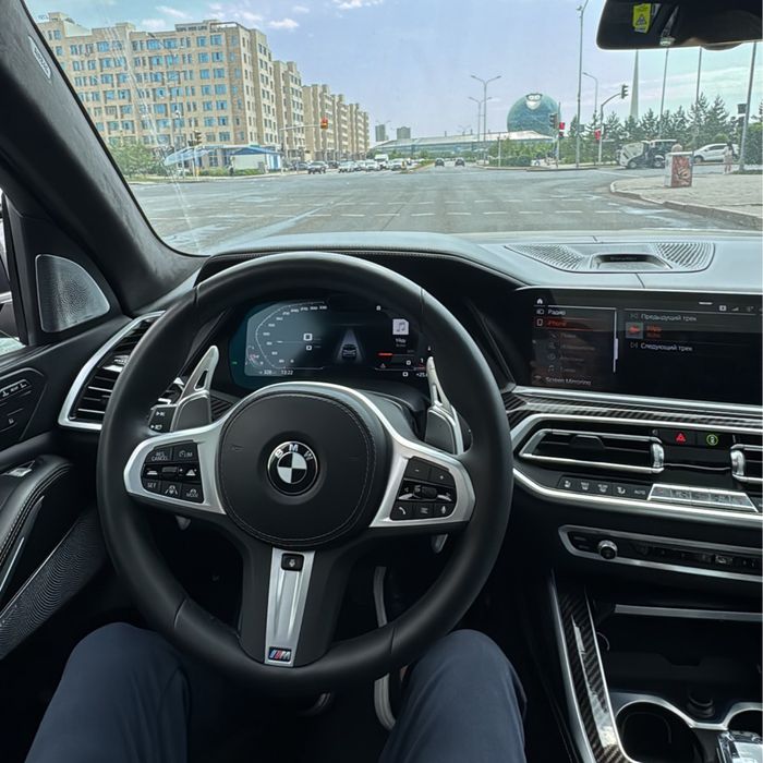 Аренда авто с водителем