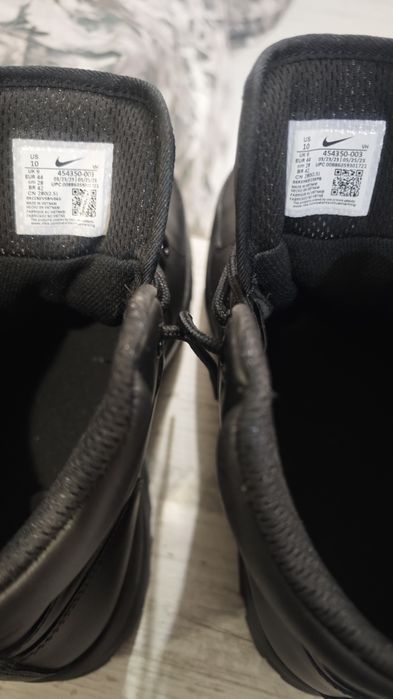 Маратонки NIKE 44