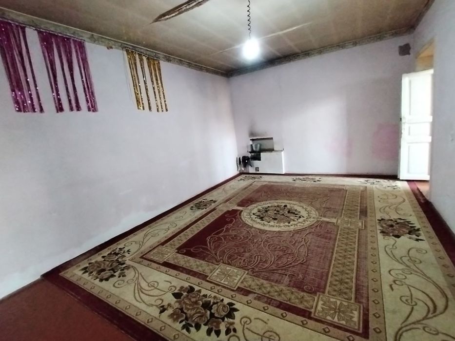 Yangiyo‘lda 4.8 sotixli uy sotiladi