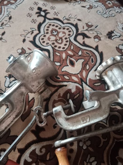 Продам 3500 тенге.