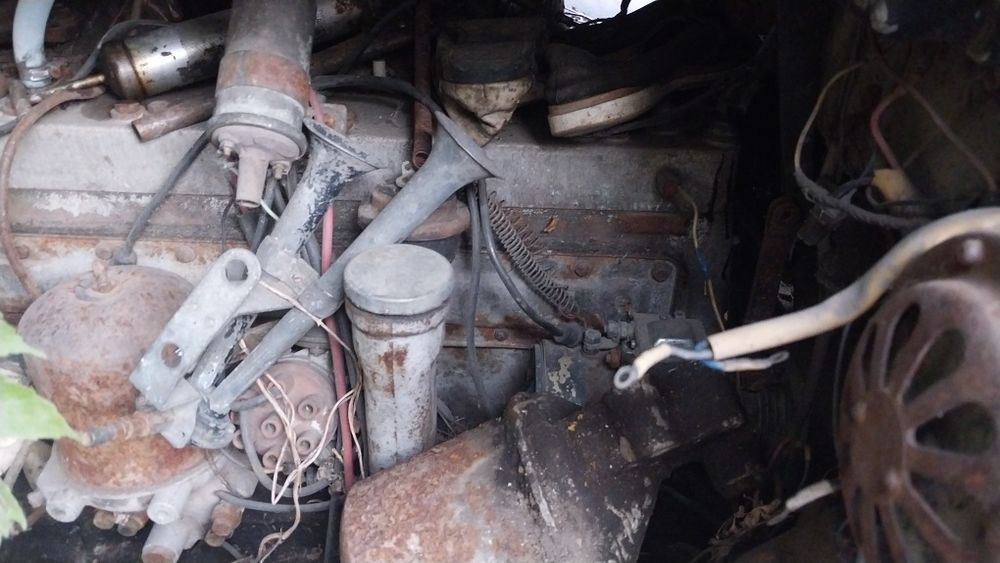 Продам автомобиль зис 585