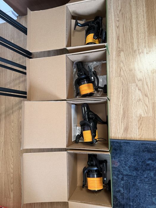 Set 4 lansete SPORTEX Catapult CS3 3.96m; 3,75lbs + 4 mulinete DAIWA Crosscast 45sqw