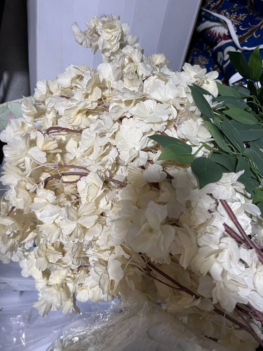 Продам искуственные цветы ветки сакуры