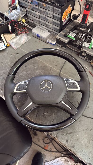 Волан мерцедес амг