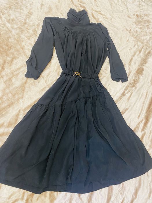 Продам новое платье