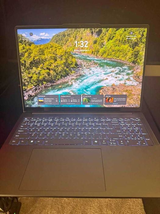 Lenovo Yoga Pro 9 16IMH9 Model Type 83DN Intel Core Ultra 9 185H 32GB 1TB RTX 4060 Ecran 16'' 3.2K Touch
