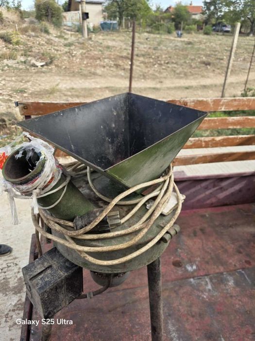 фурожомелка за мелене със трифазен ток