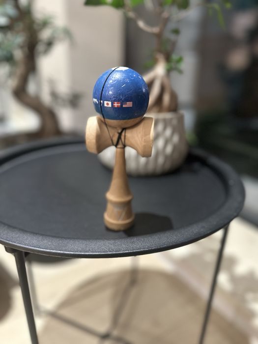 Vand colectie de kendame dau si la bucata