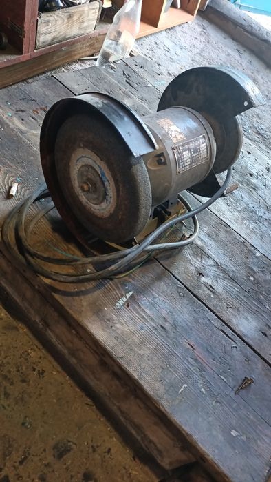 Электро наждак (точило)