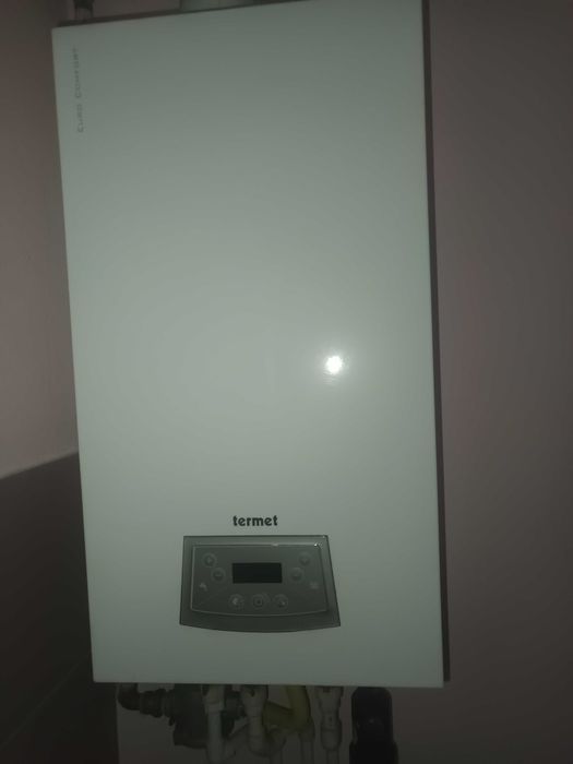 Vând centrala termica