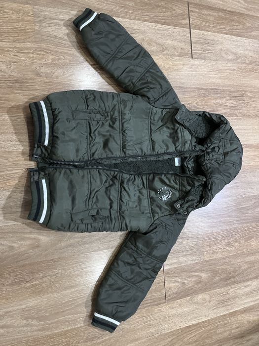 Куртка для мальчика на 4-6 лет (116 см)