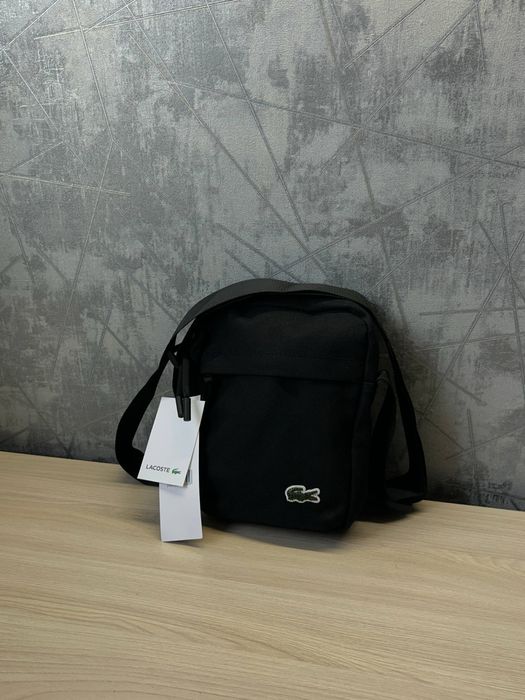 Подарок на 7 Мая (Барсетка Lacoste)