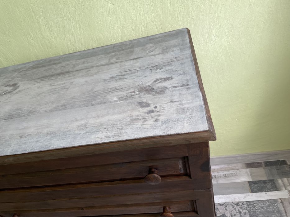 Реставриране на масивни дървени мебели