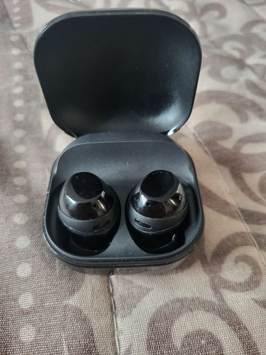 Galaxy buds core