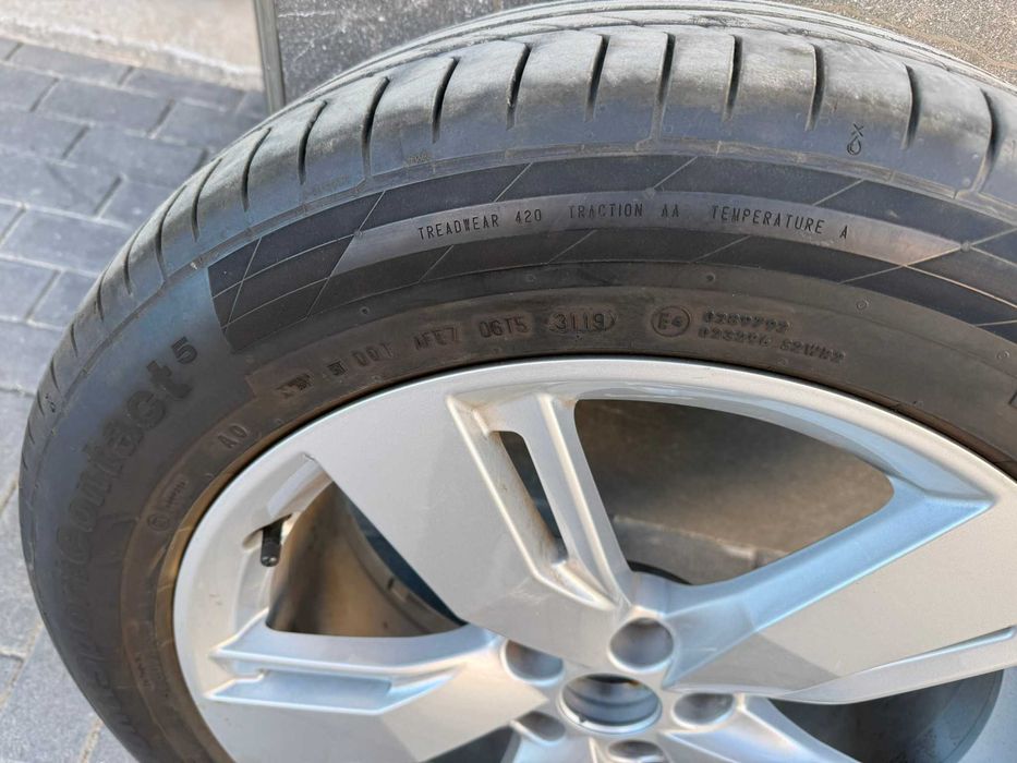 Продавам джанта за Audi Q5 SQ5 E 8.0Jx19H2 Et39 5x112 80A601025D