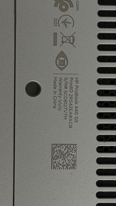 Продам ноутбук HP на запчасти