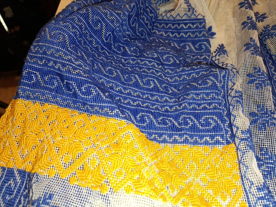 Costumație Tradițională Anul 1981 Pentru  Ocazie Specială or  Expoziți