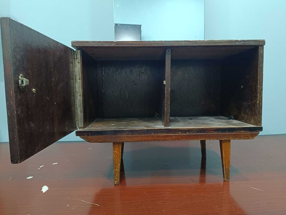 Продаю трюмо б/у