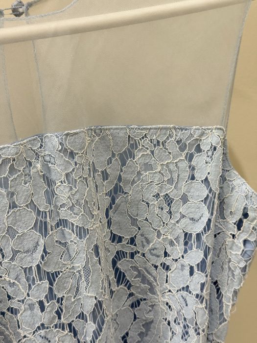 Платье кружевное