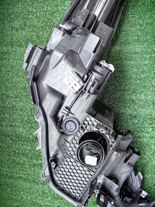 Фар за Toyota C-HR Full LED