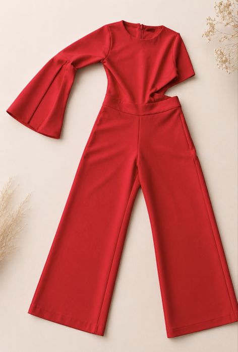 Елегантен червен гащеризон