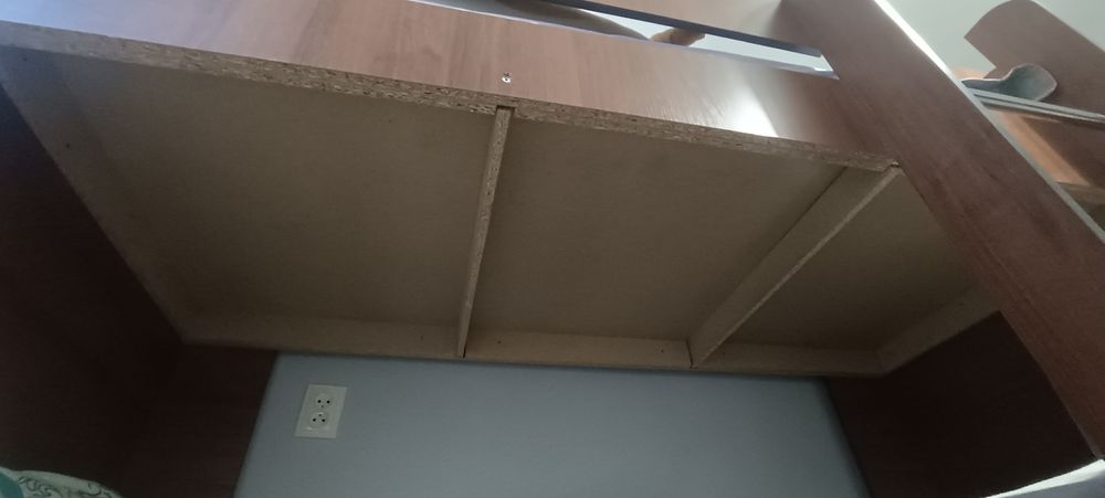 Продам Кровать. 2 матраса в подарок