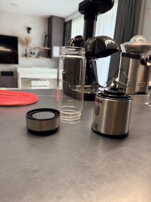 Mini blender cu pahar de sticla